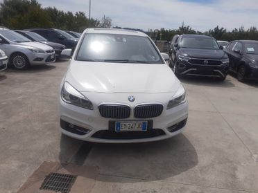 BMW 218d Active Tourer Luxury - 2015