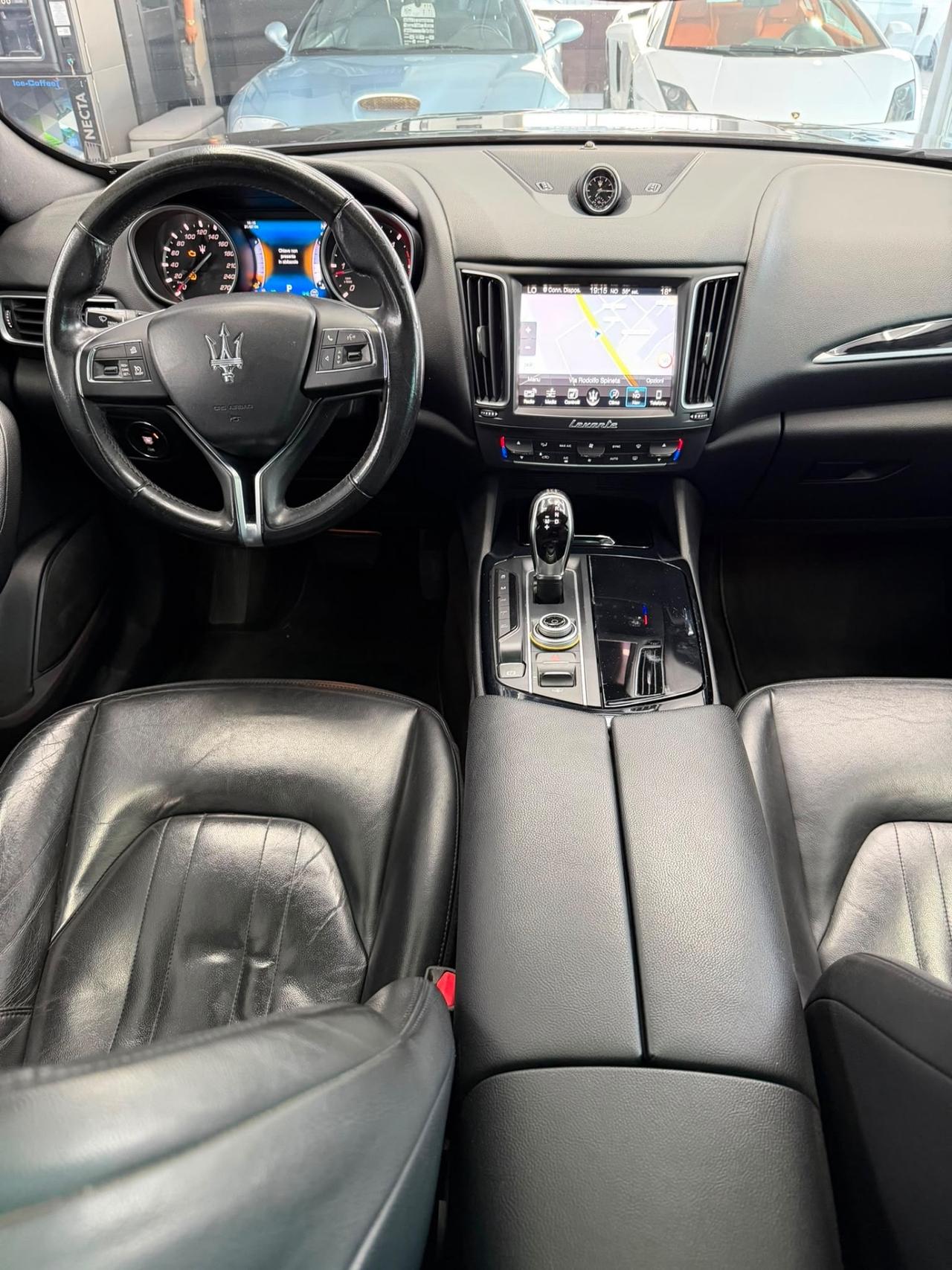 Maserati Levante V6 Diesel 275 CV AWD TETTO