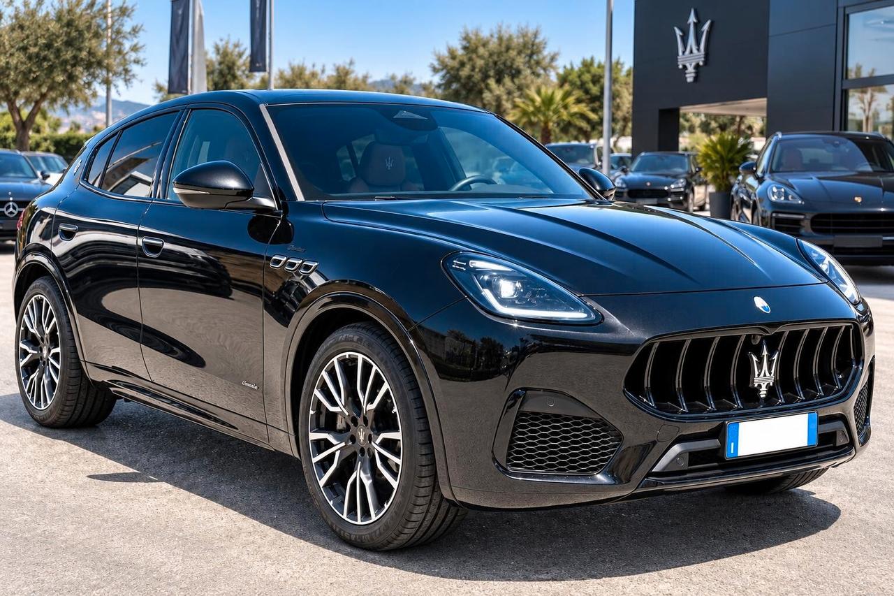 Maserati Grecale MHEV 330 CV AWD Modena