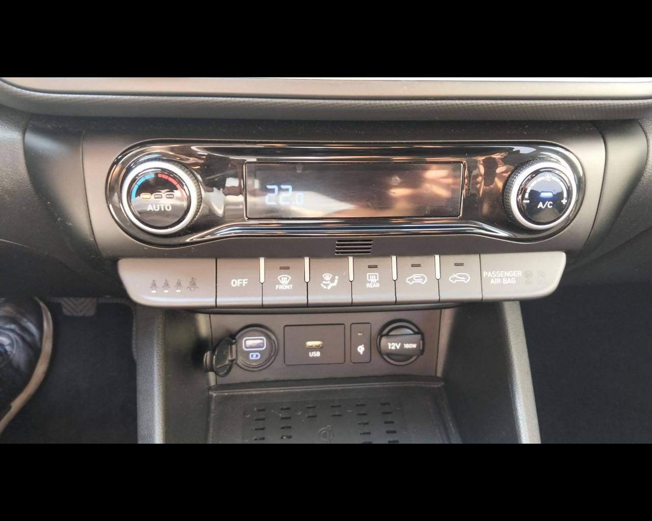 HYUNDAI Kona - Kona 1.0 T-GDI Hybrid 48V iMT XLine