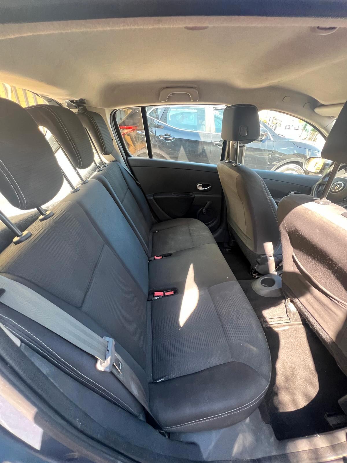 Renault Clio 1.2 16V 5 porte Confort GPL