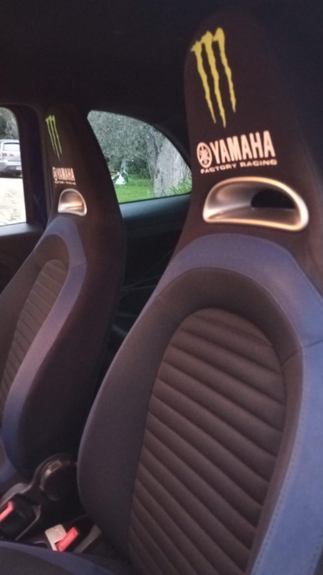 Abarth 595 1.4 Turbo T-Jet 165 CV Monster Energy Yamaha