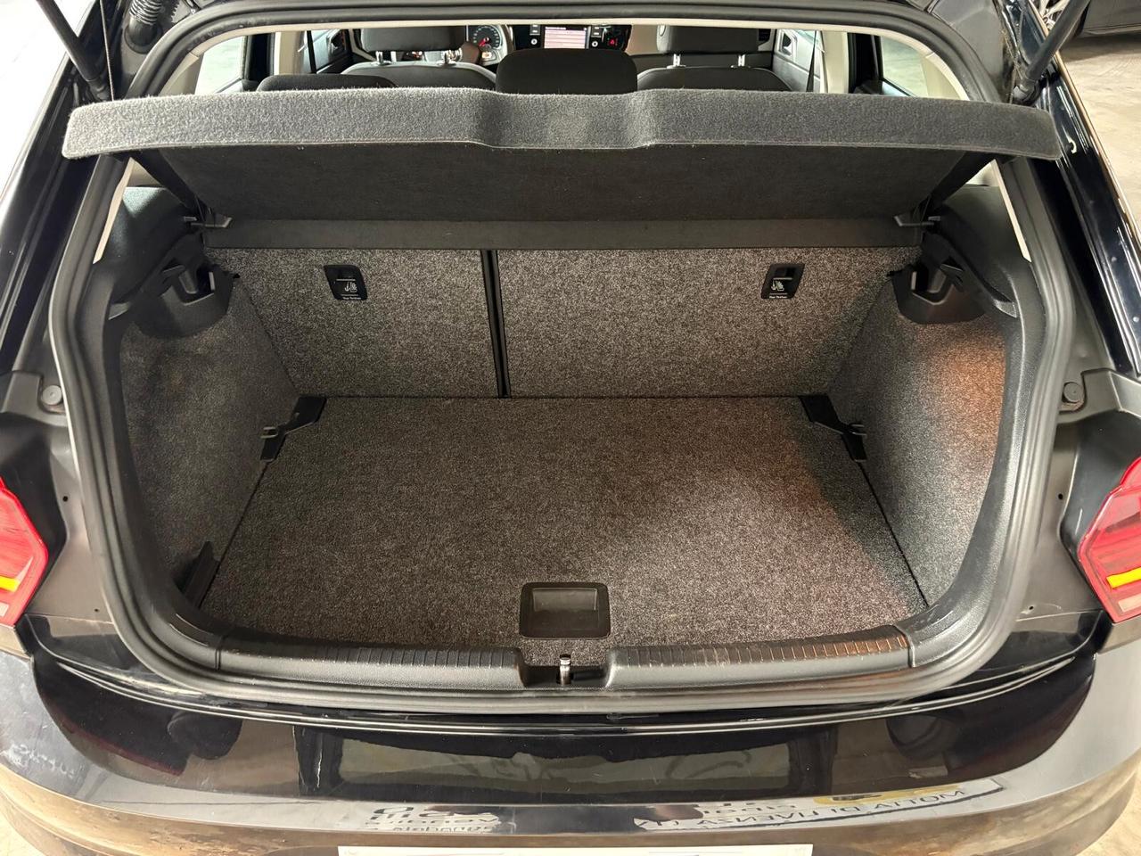 Volkswagen Polo 5 Porte 1.0 mpi 65cv NEOPATENTATI