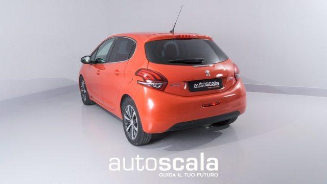 PEUGEOT 208 PureTech 82 5p. GPL Allure