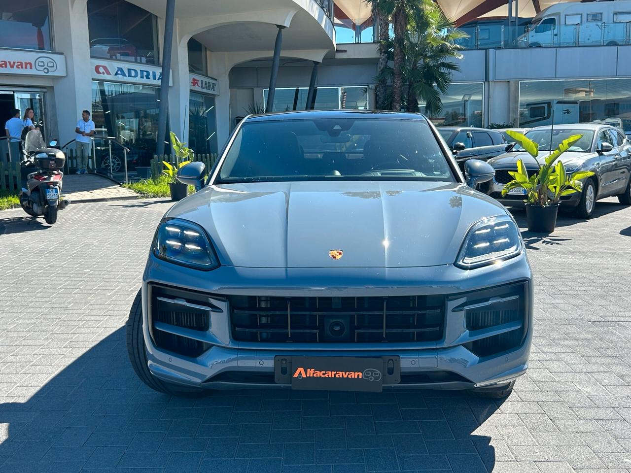 Porsche Cayenne Coupe 3.0 e-hybrid tiptronic