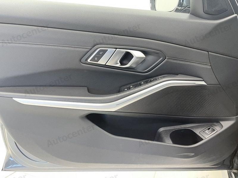 BMW Serie 3 320d Touring mhev 48V Luxury auto