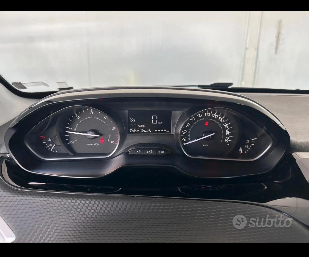 Peugeot 2008 BlueHDi 100 Allure