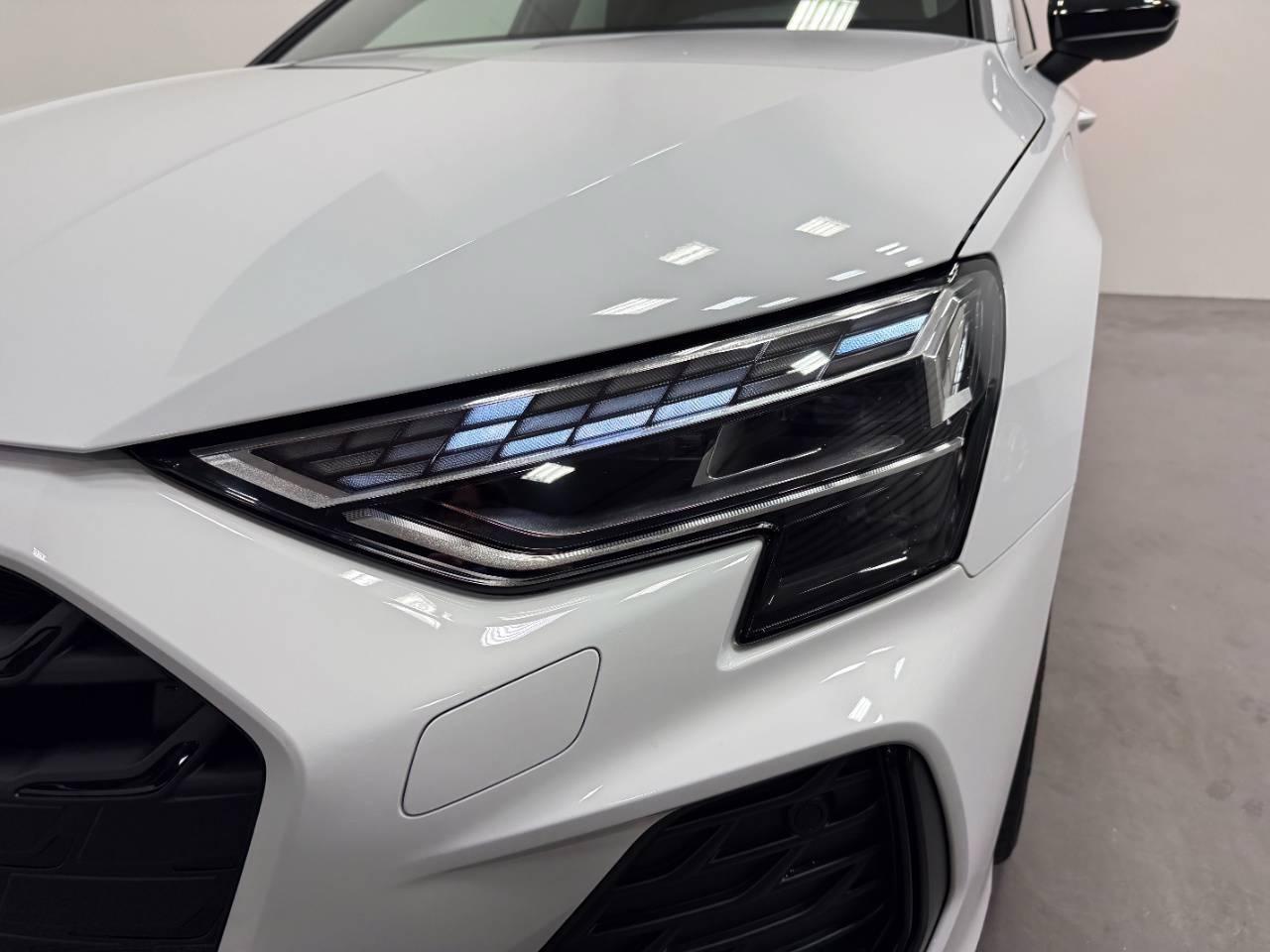 AUDI A3 SPORTBACK 45 TFSIe S-TRONIC S LINE EDITION