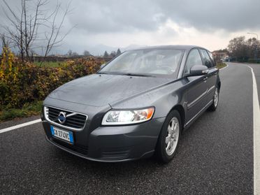 VOLVO V50 SW 1,6 D2 OK NEOPATENTATI