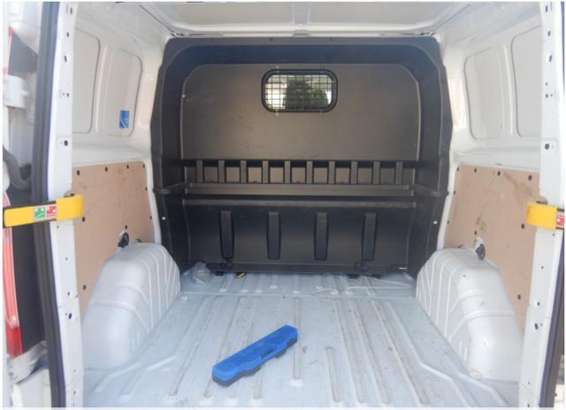 FORD Transit Custom 300 2.0 EcoBlue Hybrid 130 PC-DC Furg. Trend 6post