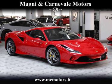 Ferrari F8 Tributo IVA ESPOSTA|SCUDETTI|PARK SENSORS|SCARICO SPORT|