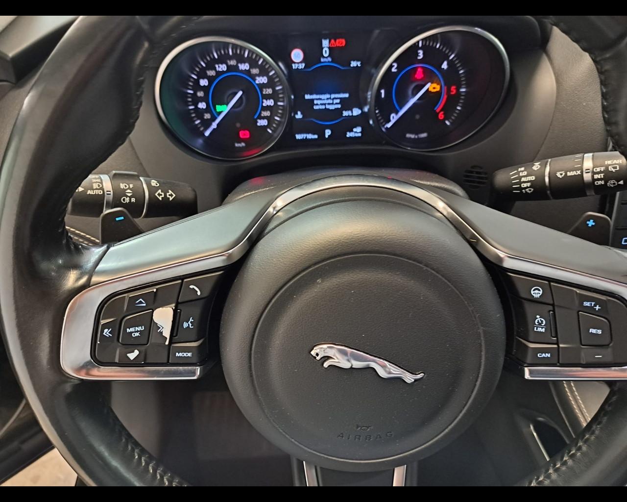 JAGUAR F-Pace 2.0d R-Sport awd 180cv auto