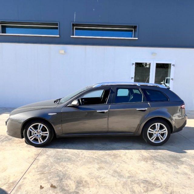 ALFA ROMEO 159 1.9 JTDm 16V Sportwagon Exclusive