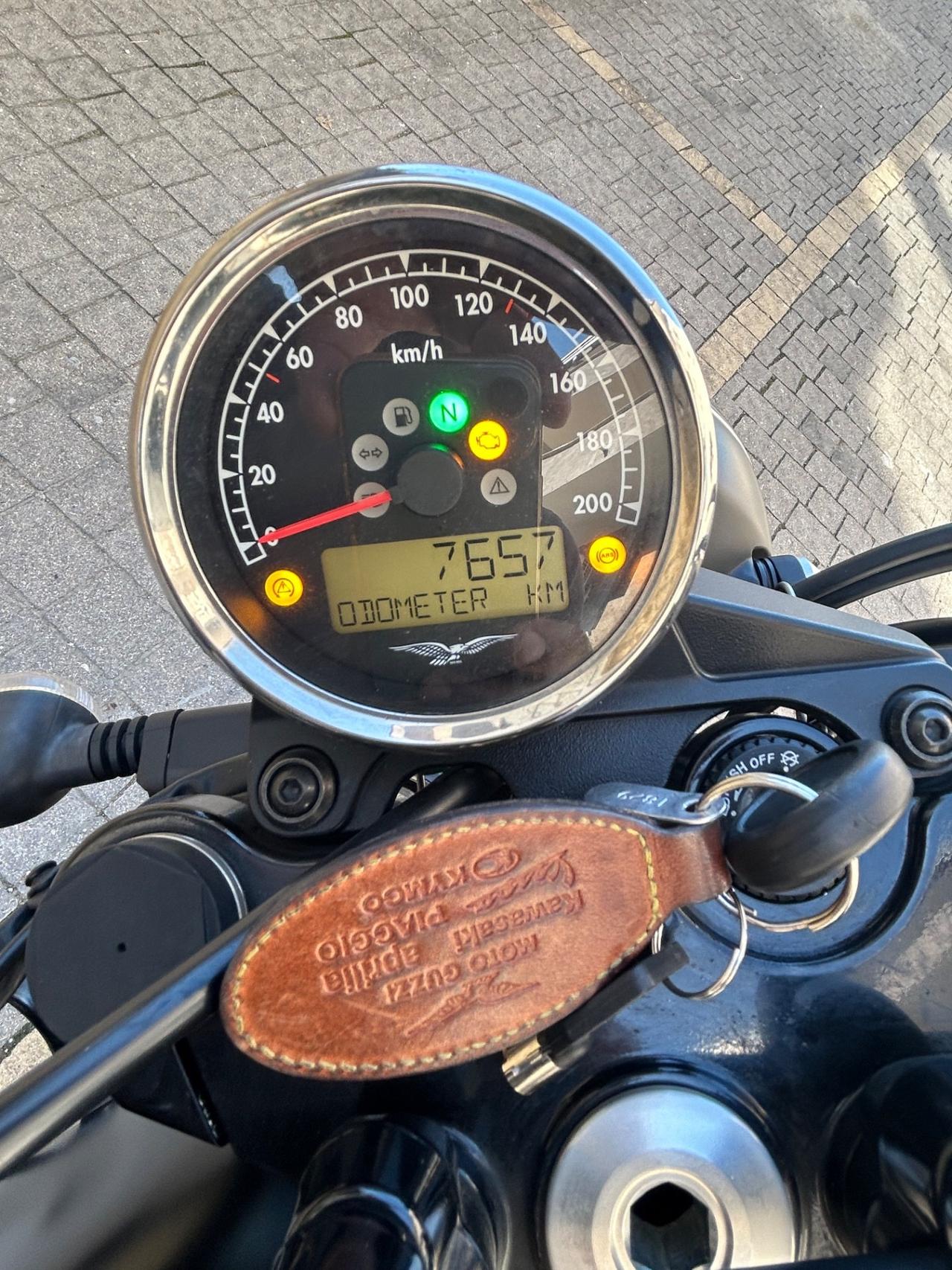 Moto Guzzi V7 III Stone ABS Night Dark 2019 km 7000