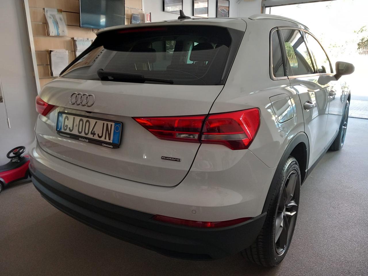 Audi Q3 35 TDI quattro S tronic Business Advanced