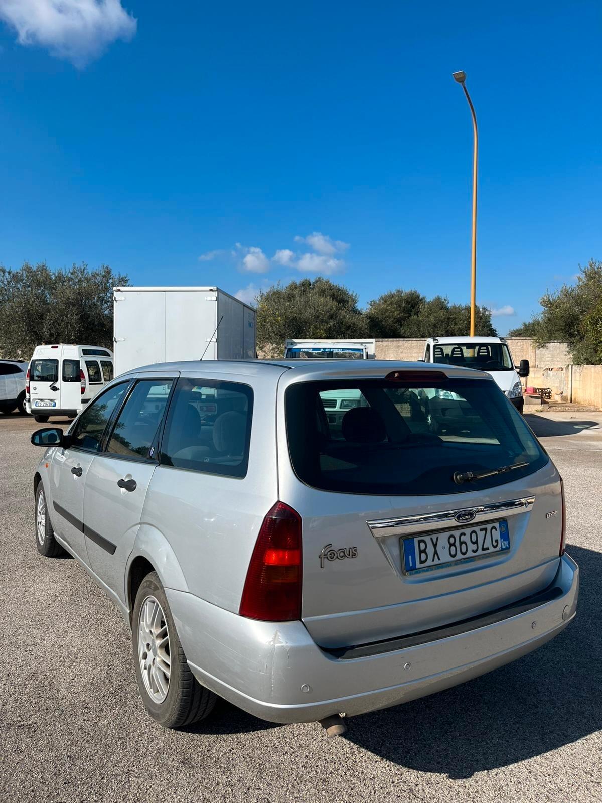 Ford Focus 1.8 TDDi cat SW Ghia