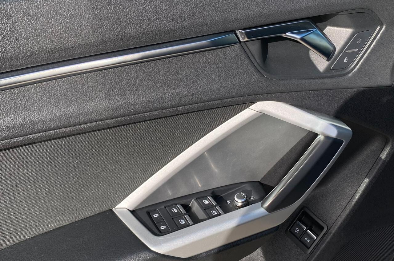 Audi Q3 S Line Edition 1.4 TFSI e 245CV s-tronic 45