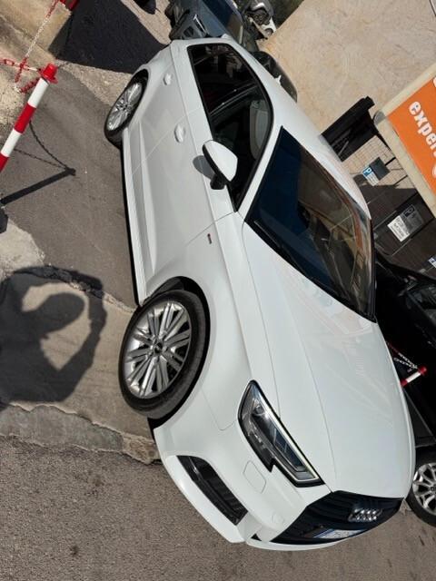Audi A3 SPB 2.0 TDI 150 CV S-LINE
