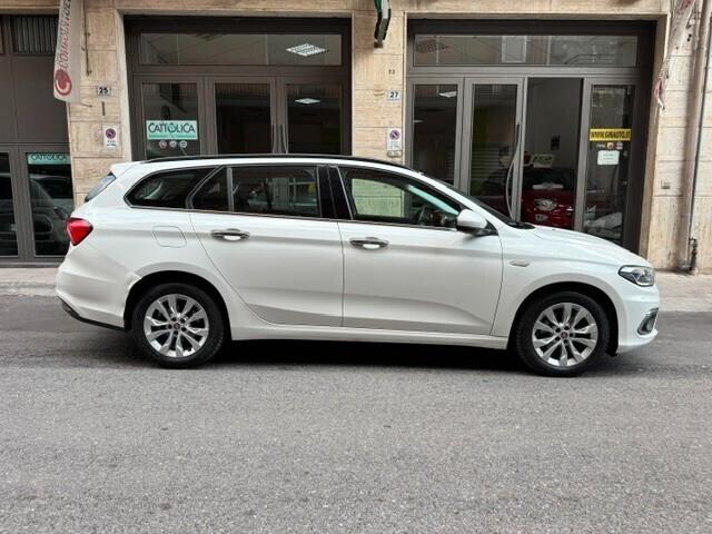 Fiat Tipo 1.6 Mjt S&S SW Lounge