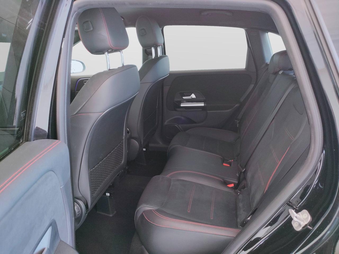 Mercedes-Benz Classe B - W247 2023 - B 250 e phev AMG Line Advanced Plus auto
