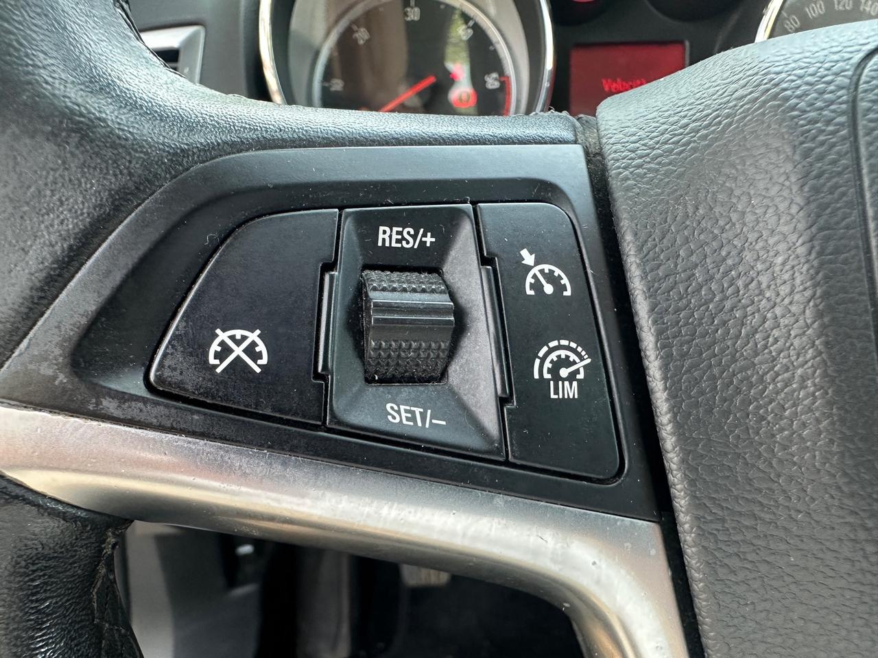 Opel Astra 1.7 CDTI 110CV (GARANZIA 24 MESI)