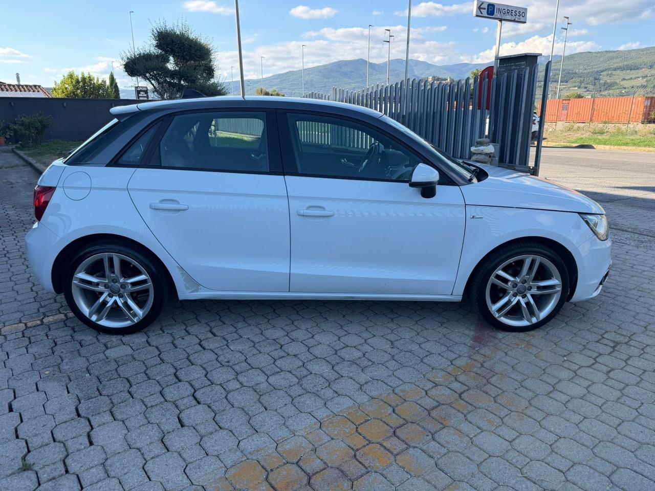 Audi A1 SPB 1.6 TDI ADMIRED