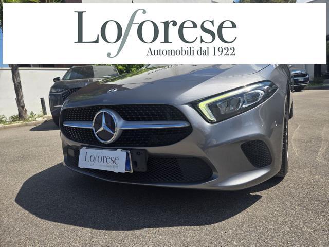 MERCEDES-BENZ A 180 d Automatic Business