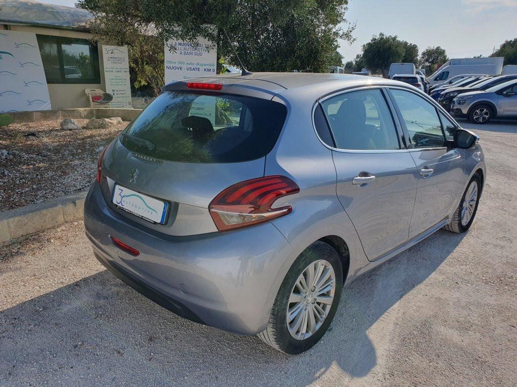 Peugeot 208 1.5 BHDi 100cv 5 porte Allure