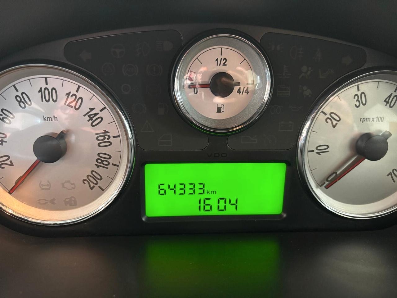 LANCIA YPSILON ANNO 2011 BZ 1.2 ADATTA NEOPATENTATI KM 64 MILA