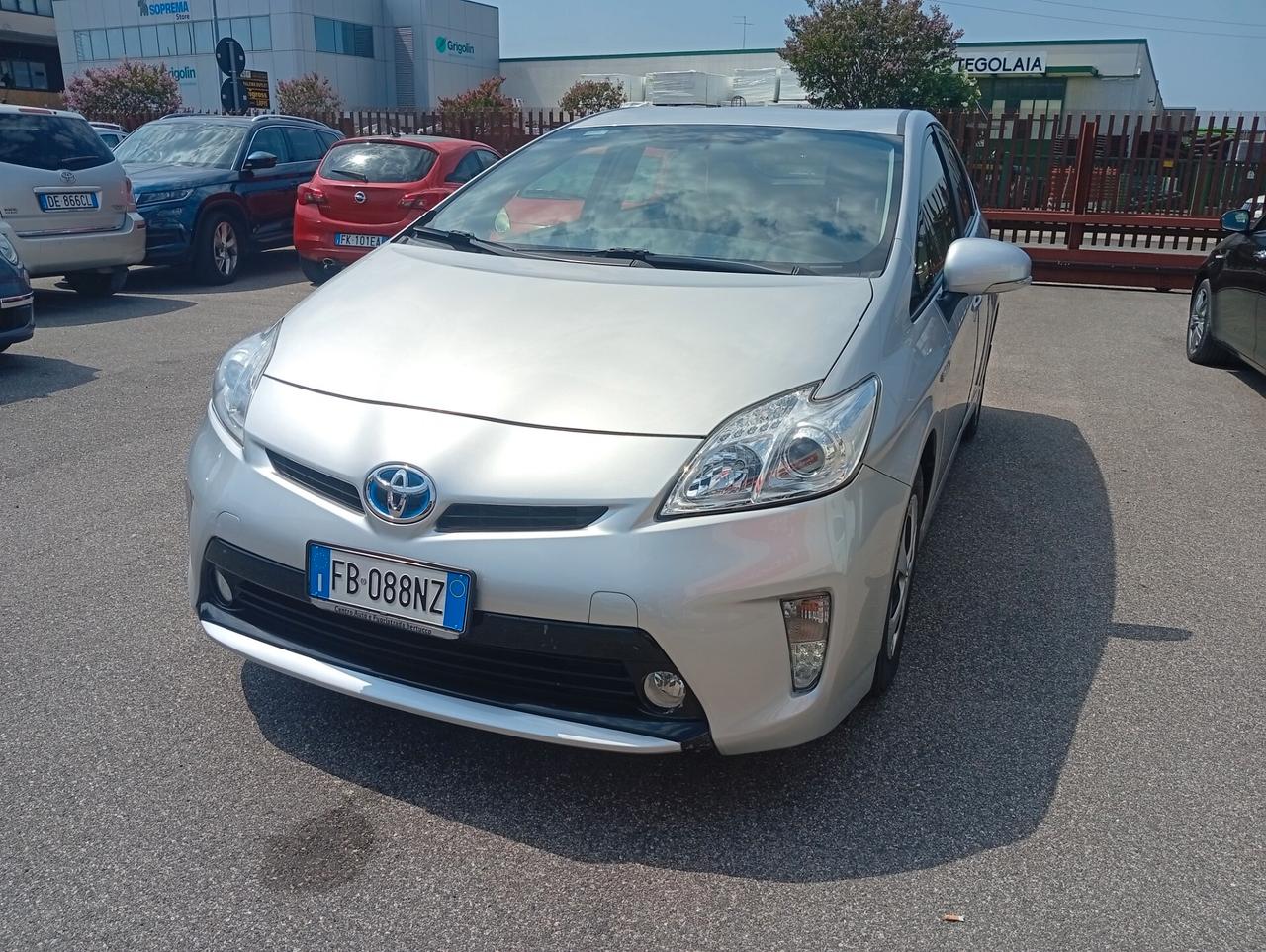 Toyota Prius 1.8 Lounge