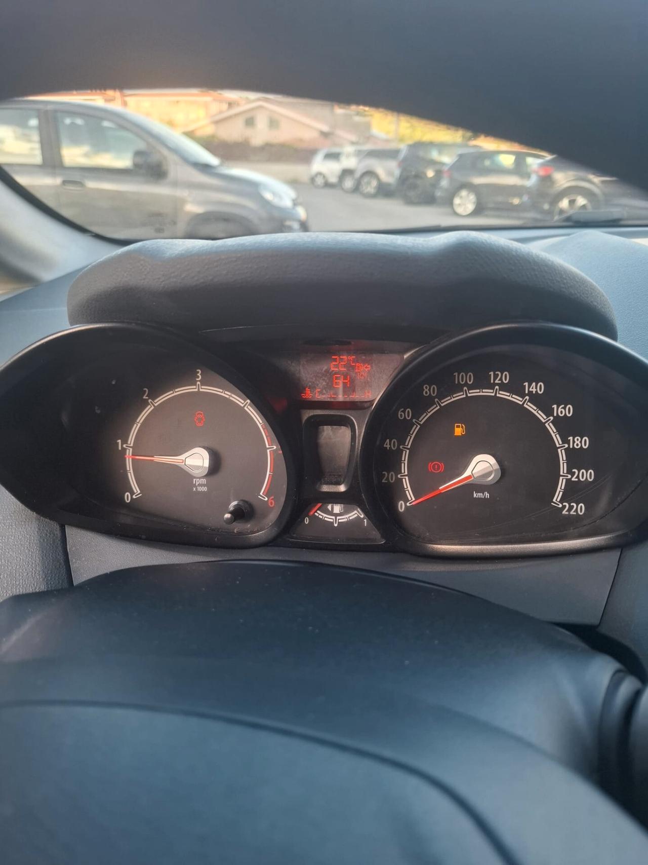 Ford Fiesta 1.4 TDCi 5p. - 2011