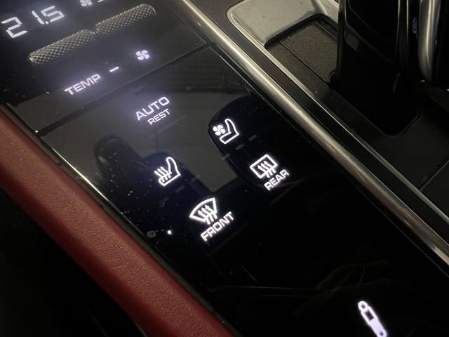 PORSCHE Cayenne Coupé 3.0 V6 E-Hybrid SEDILI VENTILATI-ACC