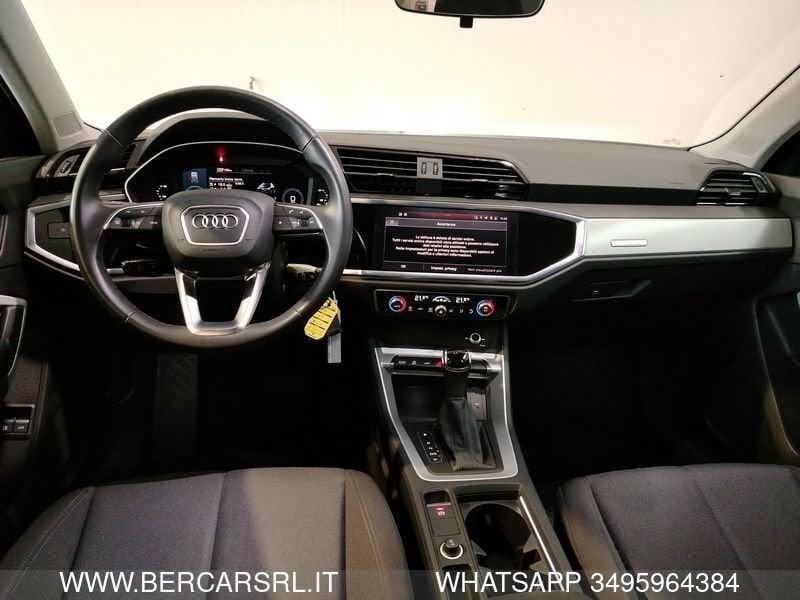 Audi Q3 45 TFSI e S tronic Business