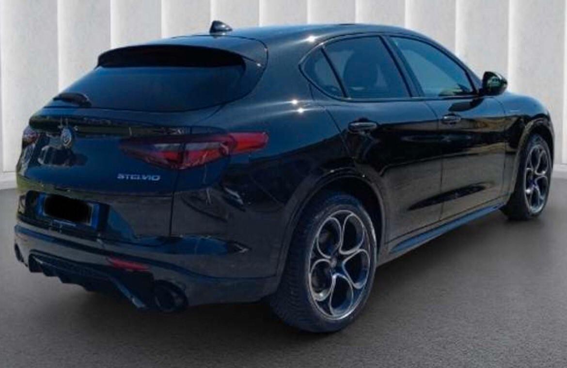Alfa Romeo Stelvio 2.2 Turbodiesel 210 CV AT8 Q4 Veloce AUTO A NOLEGGIO