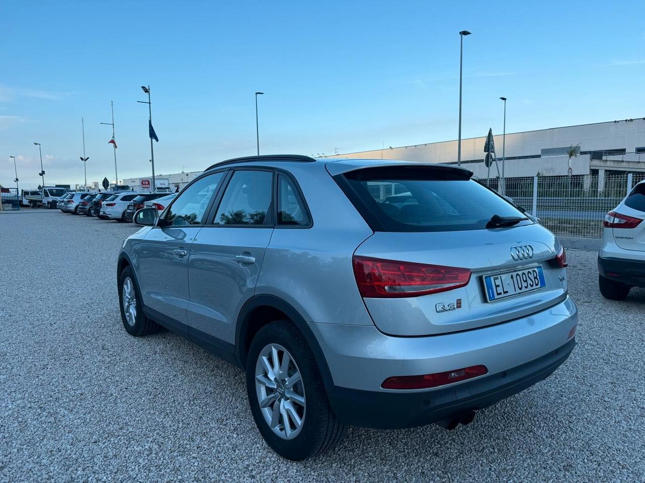 Audi Q3 2.0 tdi Business advanced