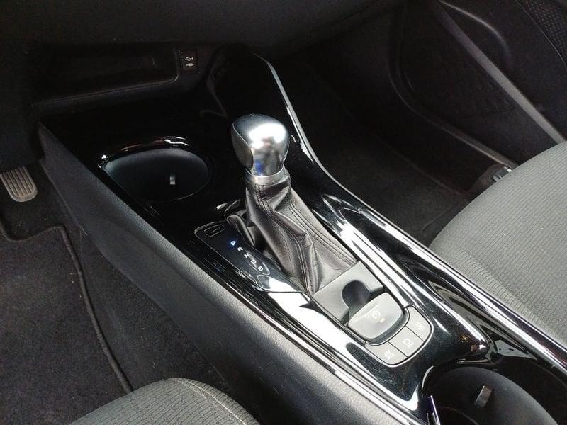 Toyota C-HR C-HR 1.8h Lounge 2wd e-cvt my18