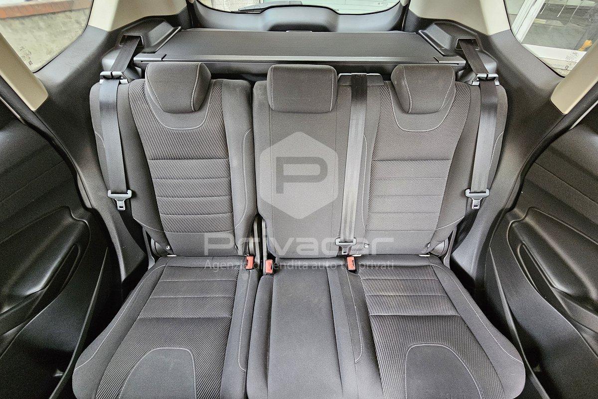 FORD Kuga 2.0 TDCI 120 CV S&S 2WD Titanium