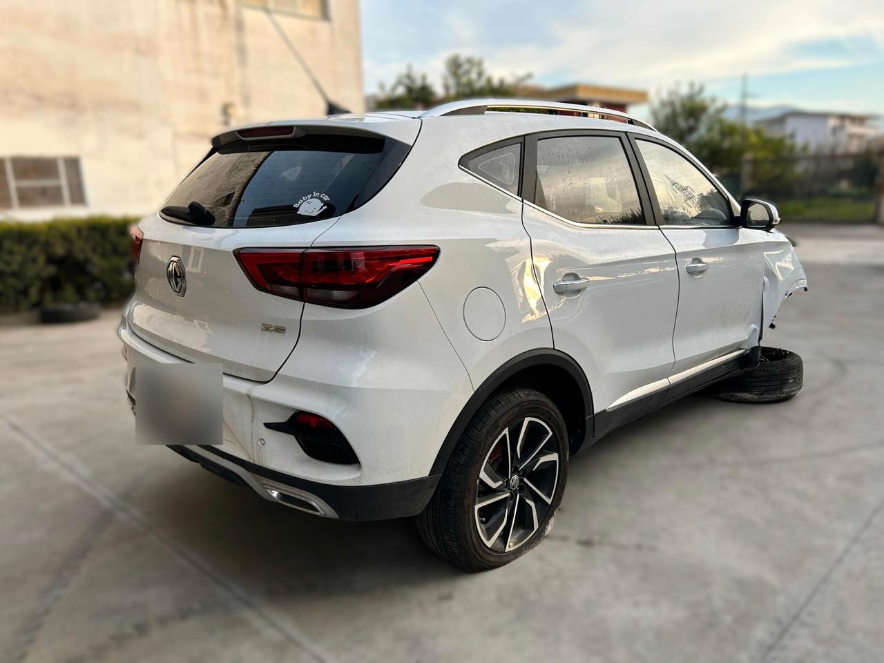 MG ZS 1.5 Benzina 106CV - 2024 Incidentata