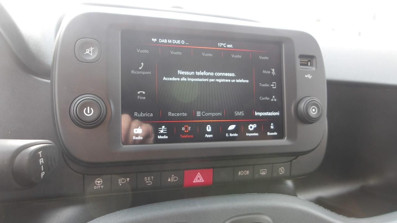 FIAT PANDA 0.9 HYBRID CROSS-KM 14.000-PREZZO PROMO!