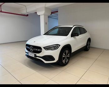 Mercedes-Benz GLA (H247) - GLA 180 Automatic Sport