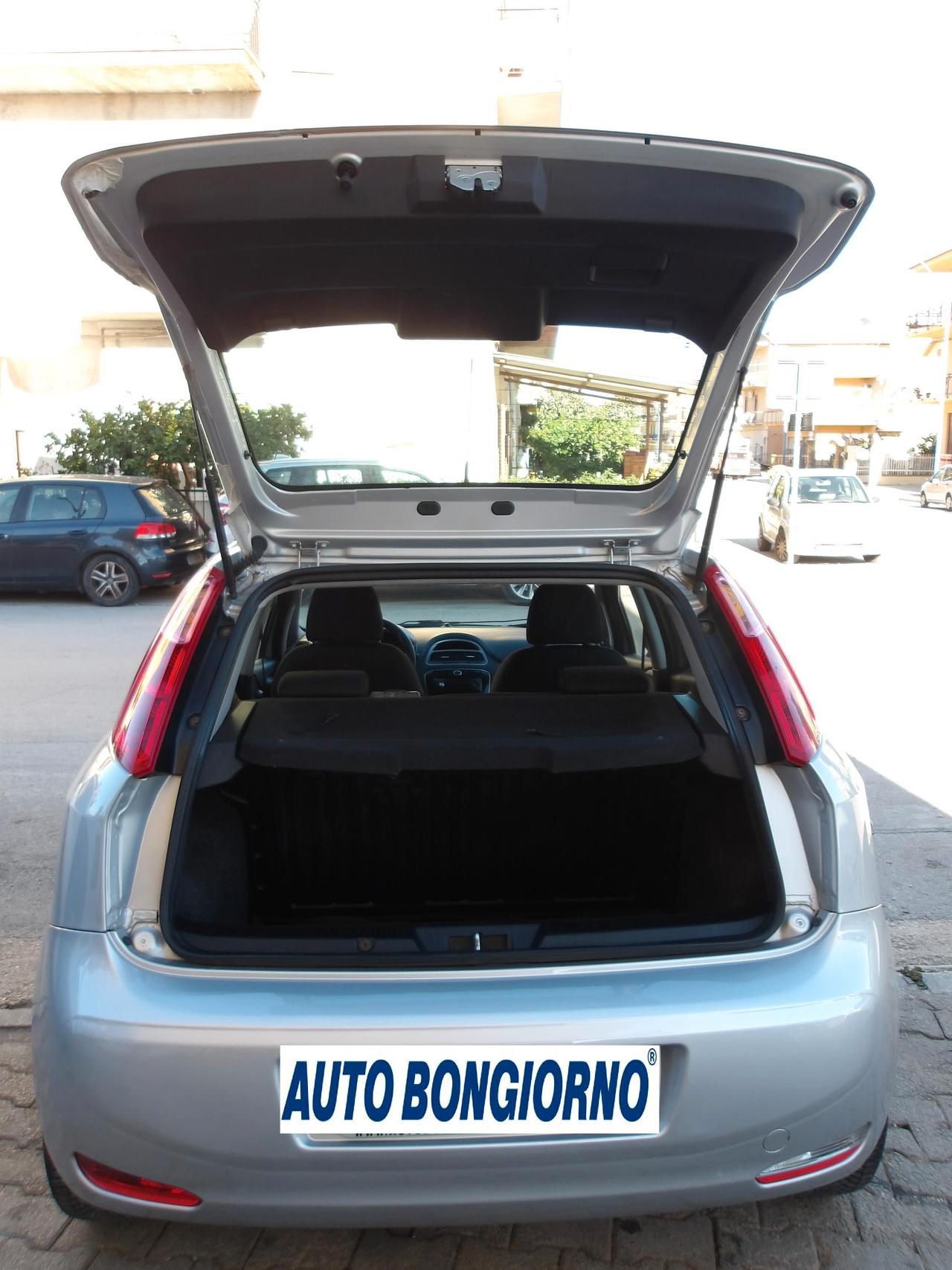 FIAT PUNTO 1.3 MJT II 75 CV 5 porte Street