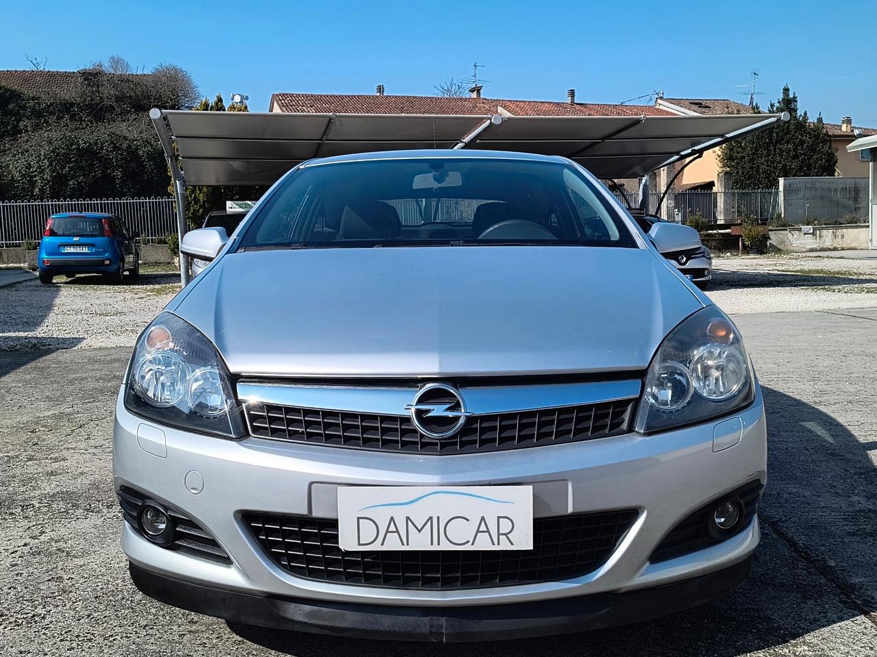 Opel Astra GTC 1.6 115cv BENZINA