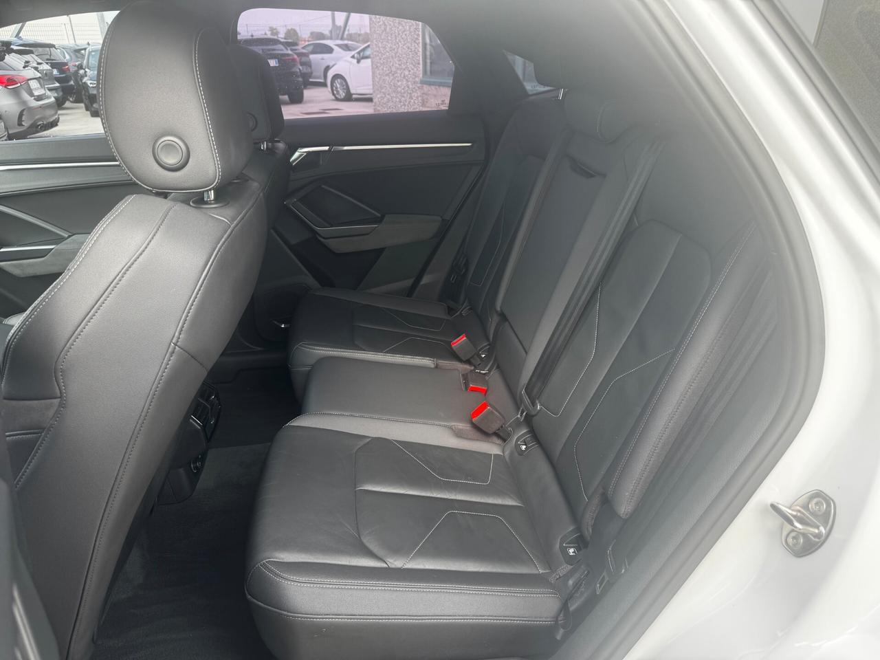 Audi Q3 45 TFSI quattro S tronic line edition