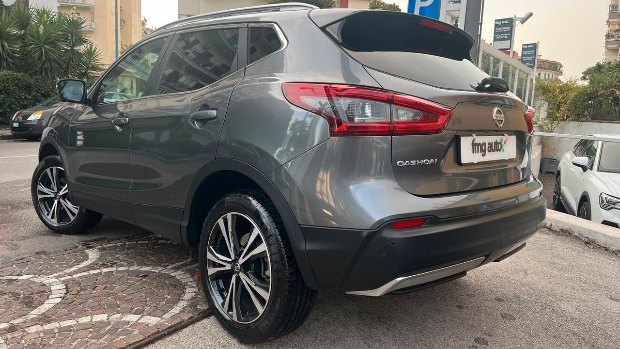 Nissan Qashqai 1.6 dCi 130 Cv 2WD N-Connecta Tetto Panoramico Full Led Navi