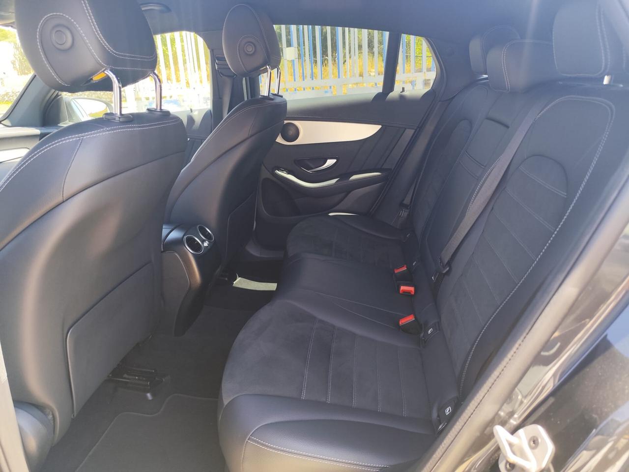 Mercedes-benz GLC 300 GLC 300 de 4Matic Plug-in hybrid Coupé Sport