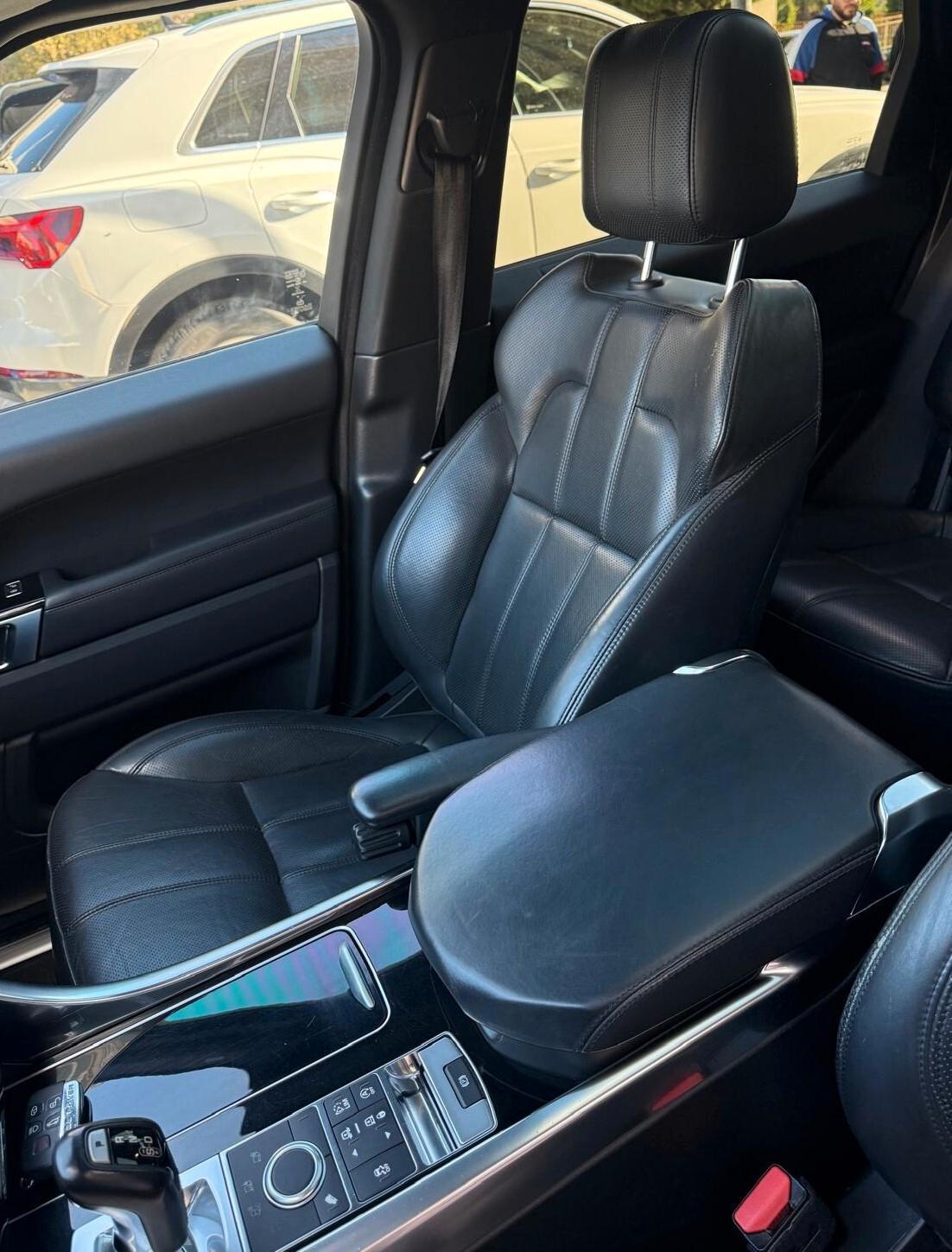 RANGE ROVER SPORT 3.0 TD HSE TETTO Panoramico E GANCIO