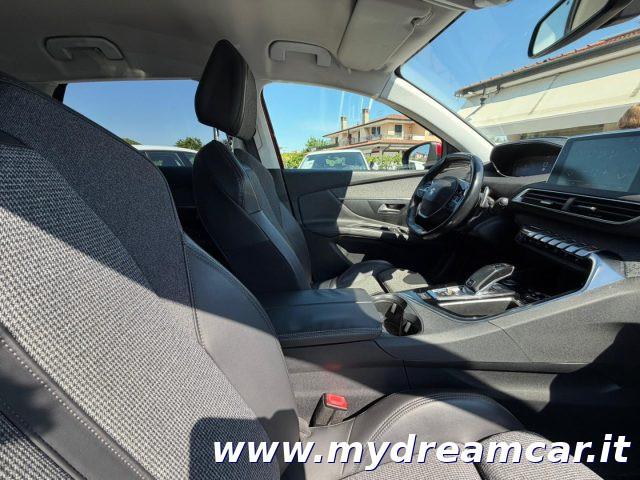 PEUGEOT 3008 BlueHDi 120cv Allure