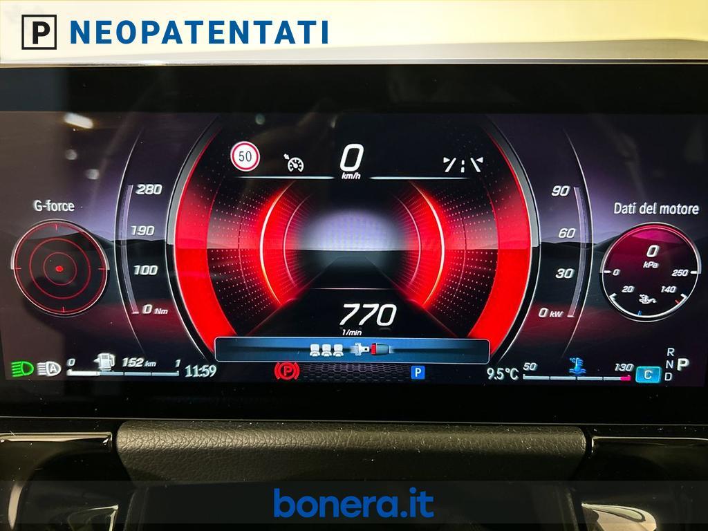 Mercedes GLA 180 180 D Progressive Advanced 8G-DCT