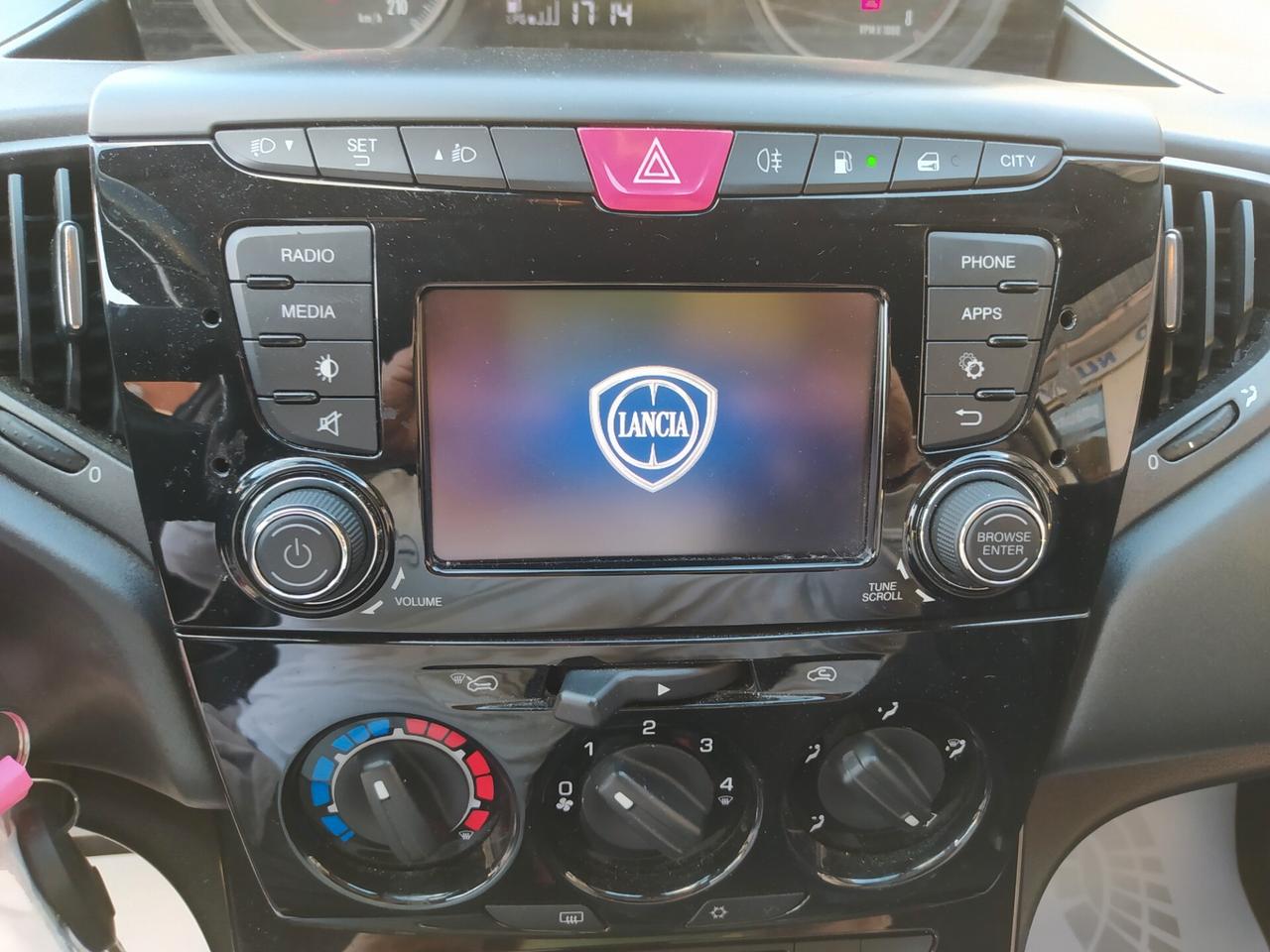 Lancia Ypsilon 1.2 69 CV 5 porte GPL Ecochic Gold Neopatentati