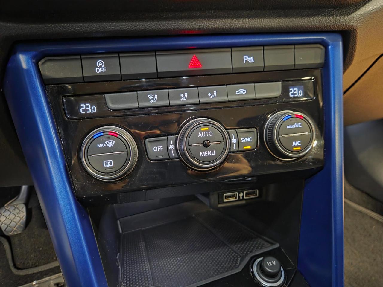 Volkswagen T-Roc 1.0 tsi Business 115cv 'FORMULA FINANZIAMENTO'